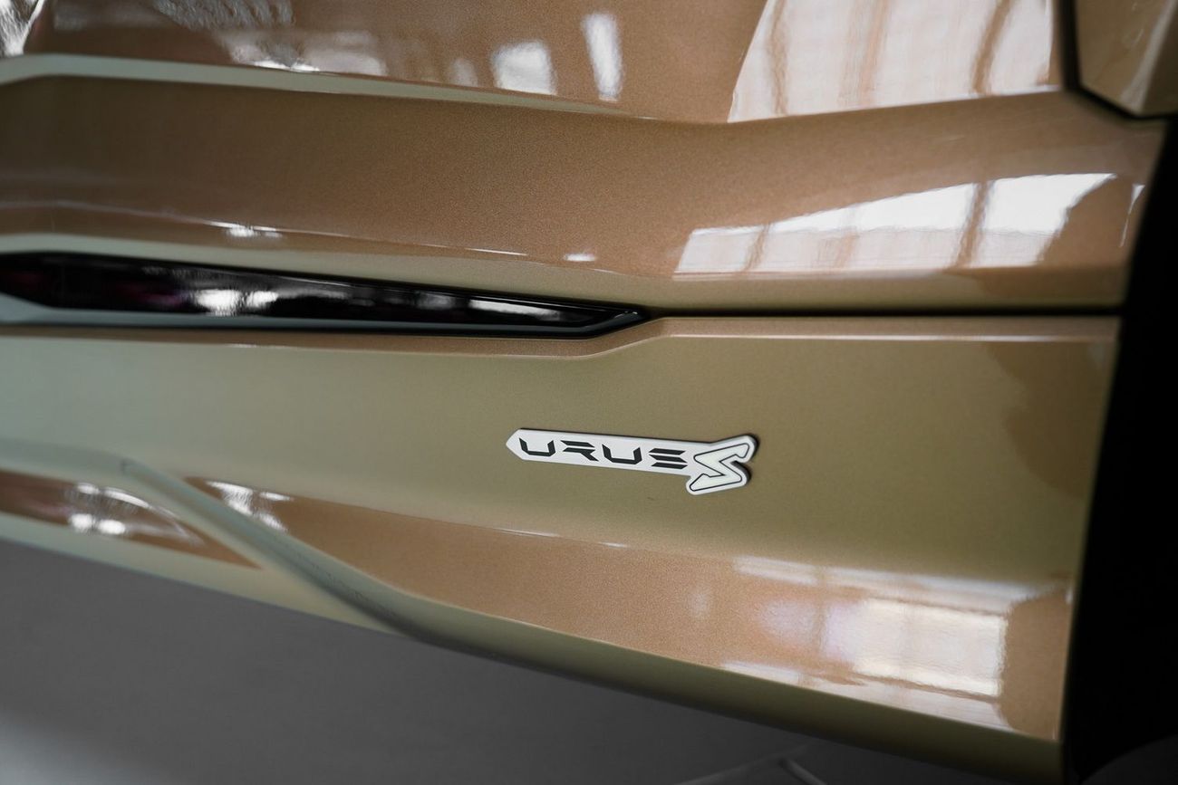 لامبورغيني اوروس S 4.0T V8