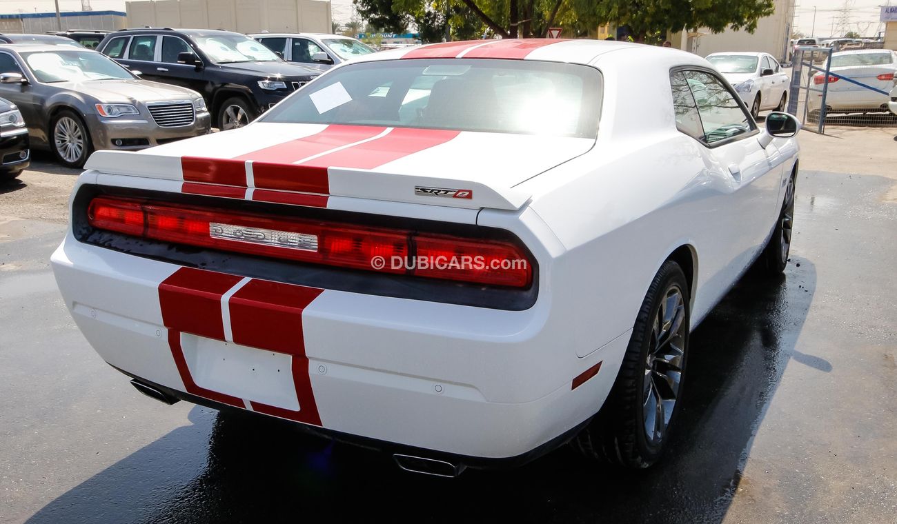 Dodge Challenger Hemi SRT