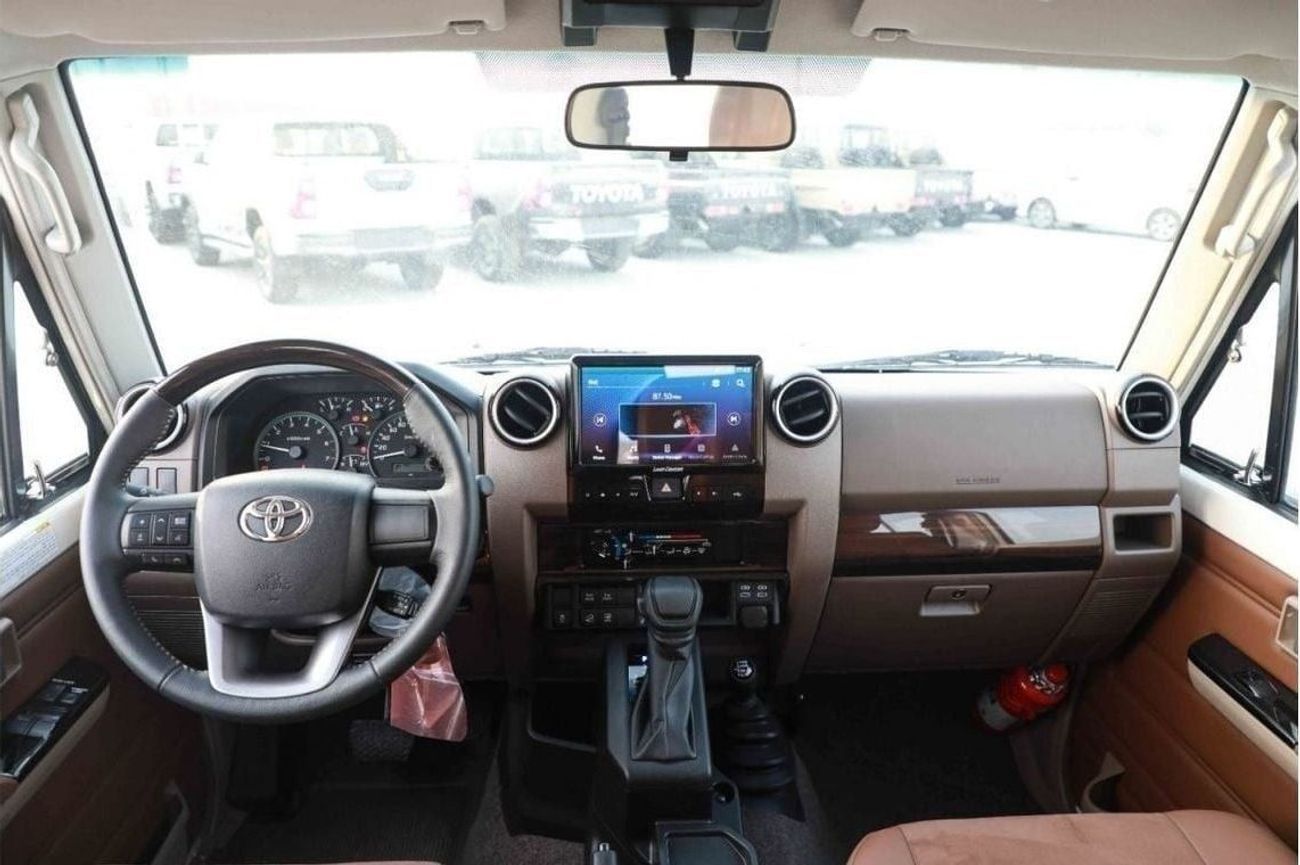 Toyota Land Cruiser 70 2024 Toyota LC71 4.0 Hard Top - White inside Sadlle Tan | Export Only