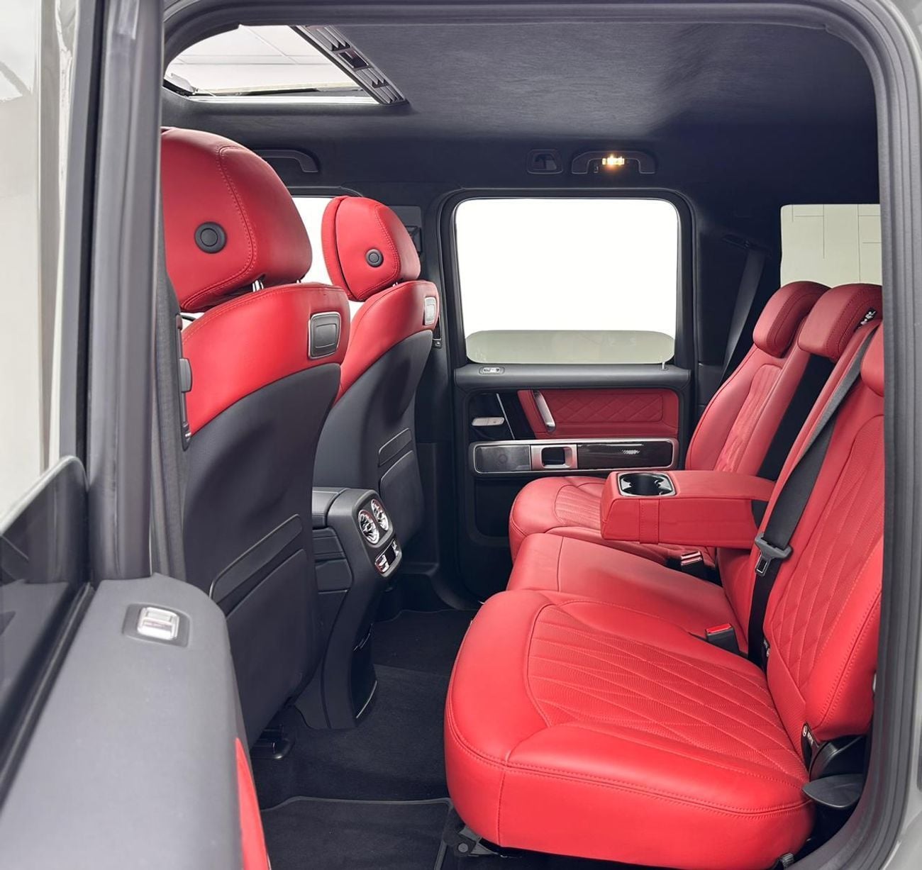 Mercedes Benz G63 AMG 2023 Mercedes Benz G63 AMG, 2028 Mercedes Warranty + Service Contract, Mercedes Full Service History