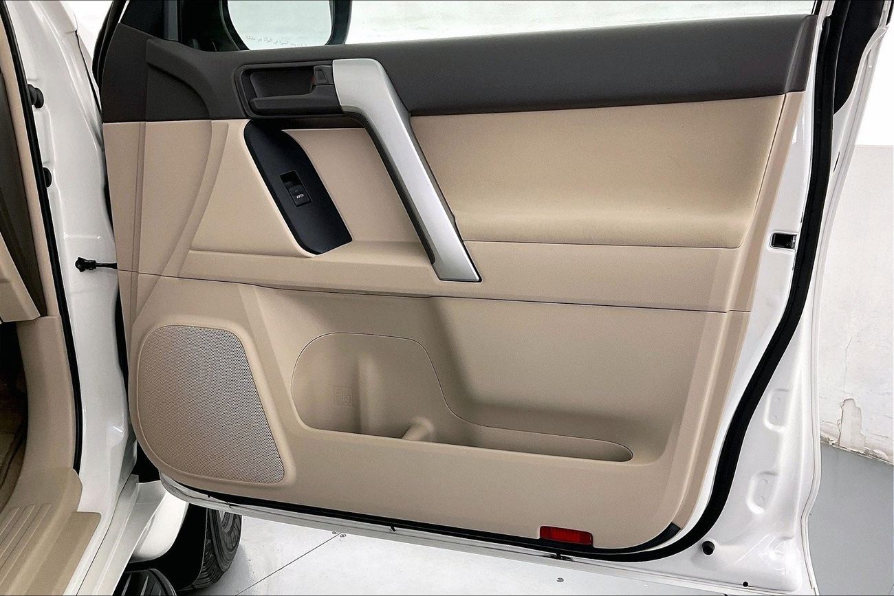 Nissan Kicks S | 1 year free warranty | 0 Down Payment