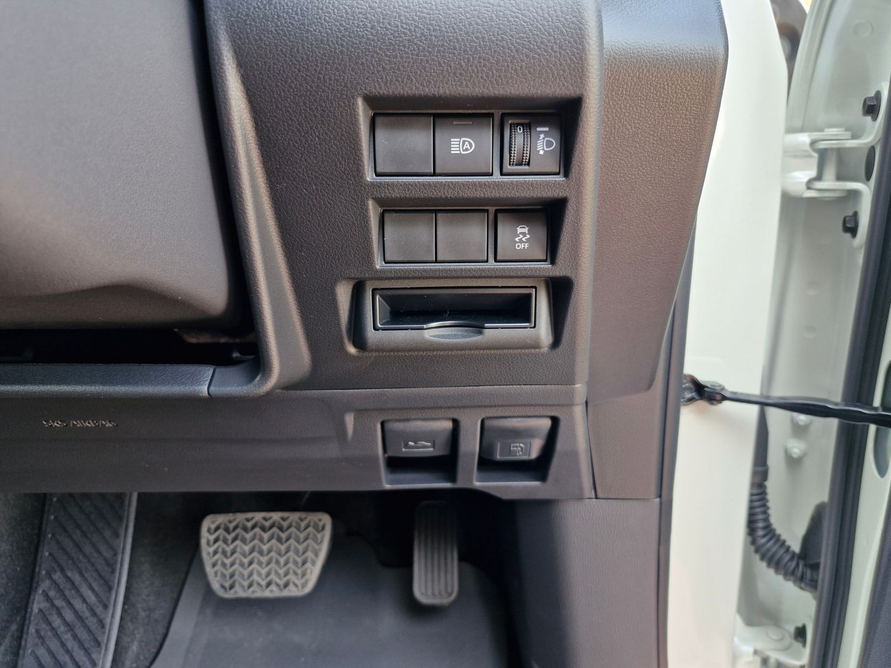 Toyota Land Cruiser 300 GXL RHD 2024 DIESEL 3.3L V6 TWIN TURBO 7-Seats 4X4 0KM