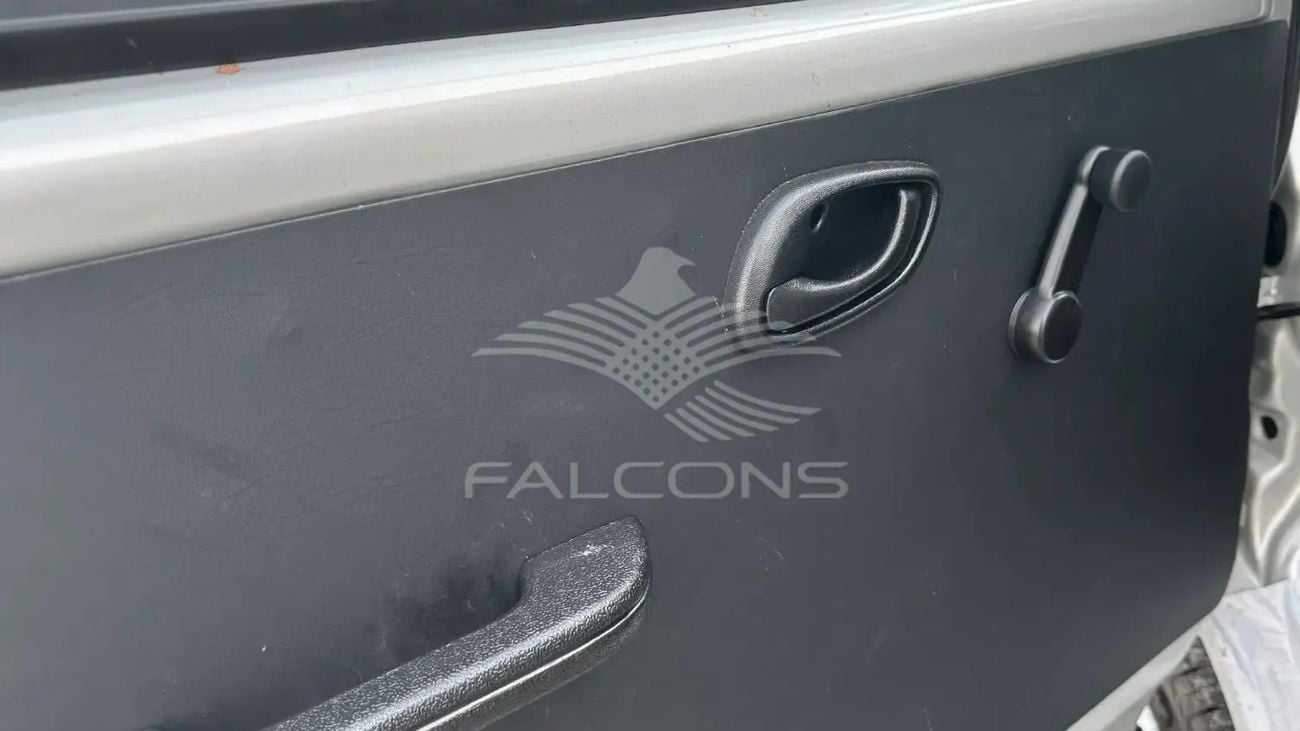 سوزوكي EECO SUZUKI EECO 1197 cc K12N  7 STR MT