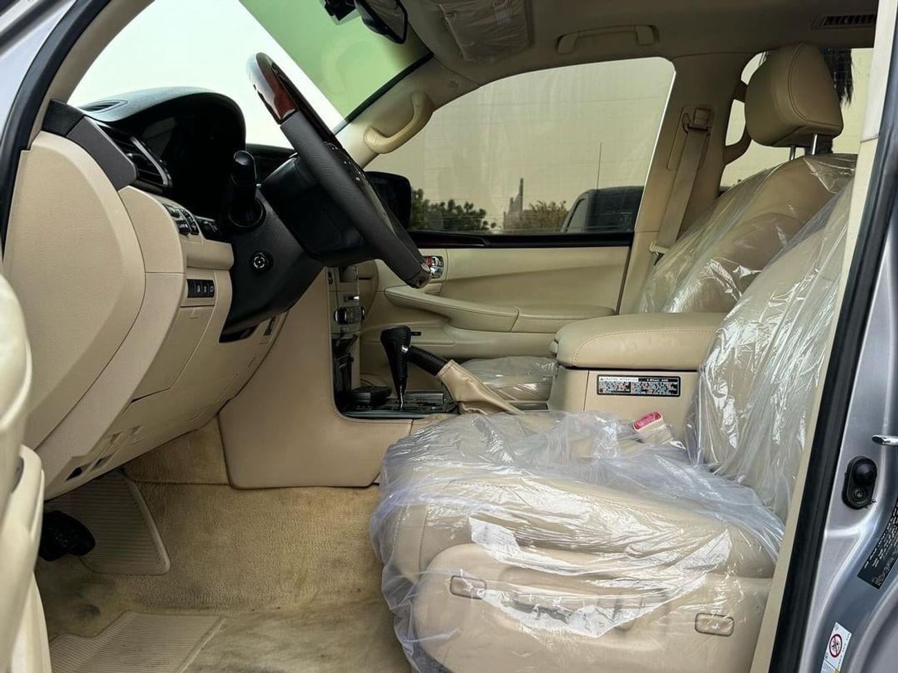 لكزس LX 570 لكزس LX 570 s خليجي 2010 محول 2020