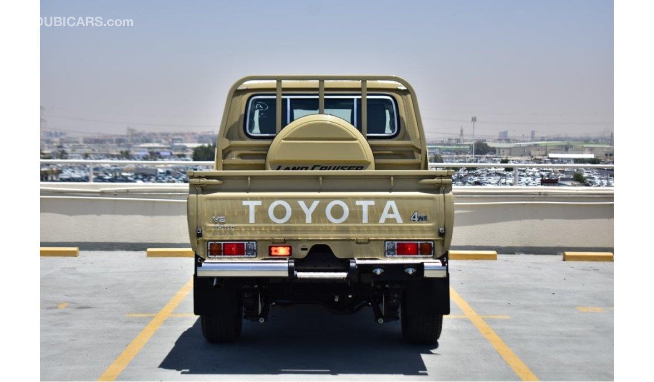 تويوتا لاند كروزر بيك آب 2023 Model Land Cruiser 79 Double Cab Pick up V8 4.5L Diesel Manual Transmission