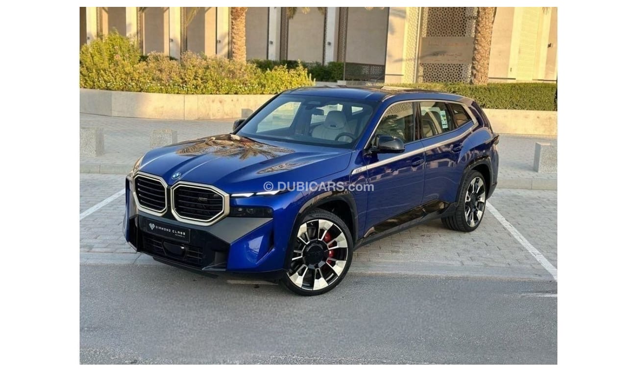 BMW XM BMW XM V8 Plug-in Hybrid AWD 4.4L Twin-Turbo+Electric Motor 2023  GCC ZERO KM Service Contract  Unde