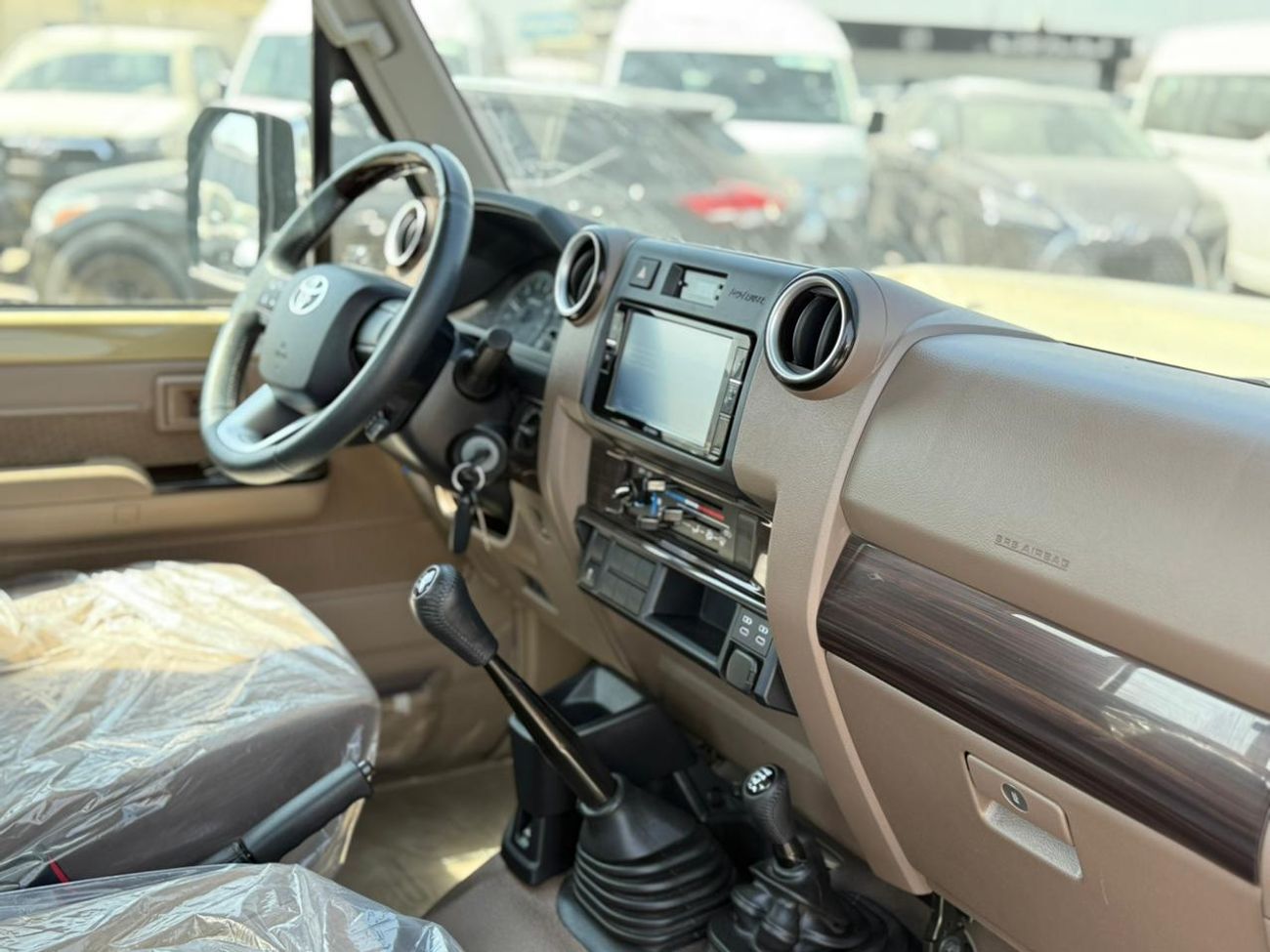 تويوتا لاند كروزر بيك آب Std 4.0L Single Cab Utility 4WD