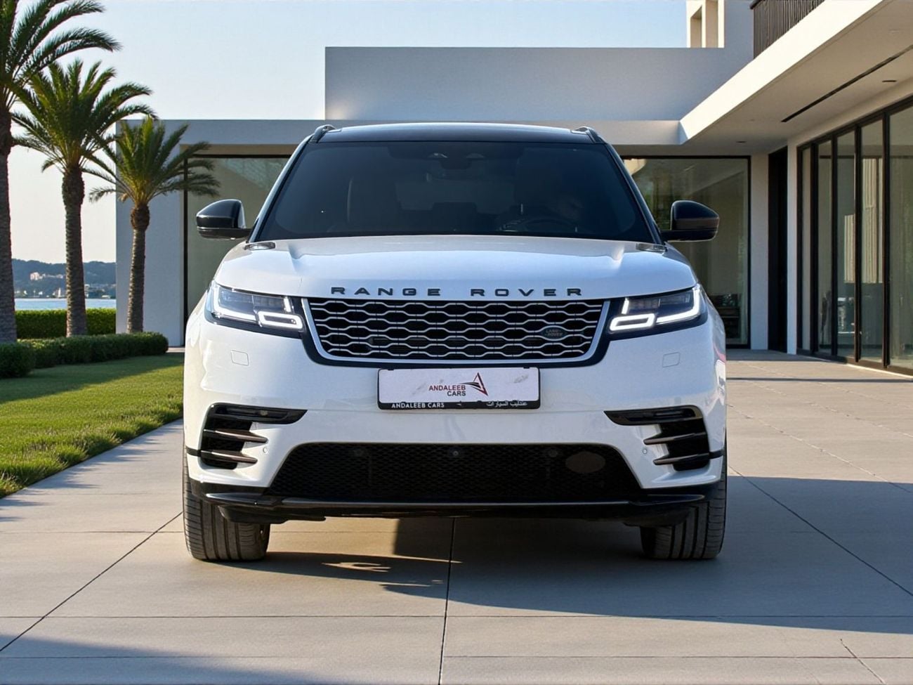 Land Rover Range Rover Velar P300 R-Dynamic HSE 2.0L RANGE ROVER VELAR P300 HSE R-DYNAMIC 3.0L TURBO A/T | 2021 | GCC SPECS | AED