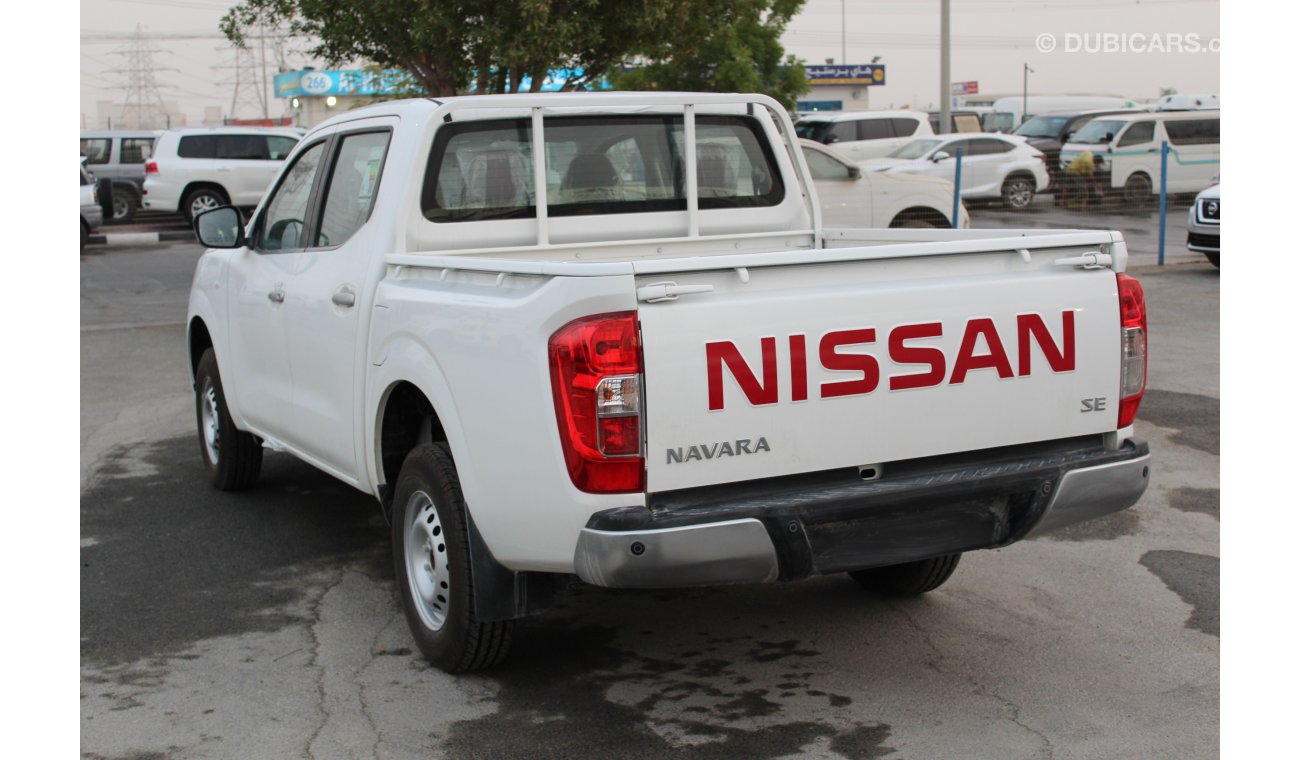 Nissan Navara SE 4*2 Double Cab Gasoline