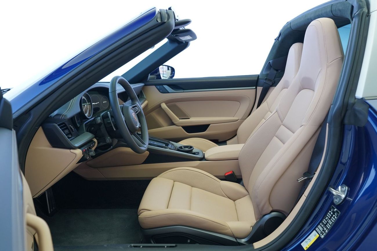 بورش 911 Targa 4 3.0L (385 HP) Targa