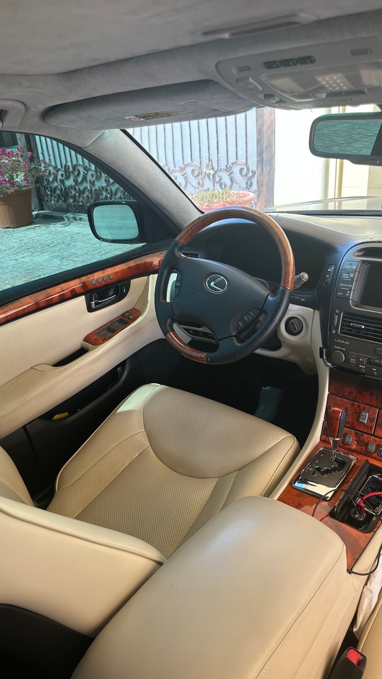 لكزس LS 430