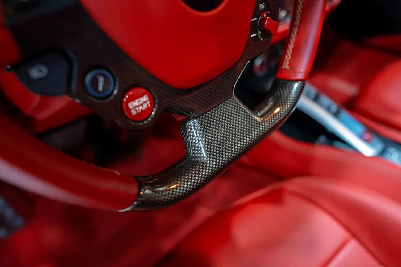 Ferrari California T Handling Speciale 3.9L FERRARI CALIFORNIA T | VERY LOW MILEAGE | HANDLING SPECIALE | CARBON LED STEE