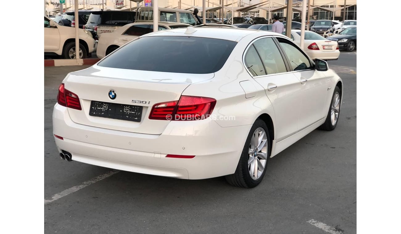 بي أم دبليو 528i موديل 2012 خليجي فل مواصفات كراسي جلد ومثبت سرعه وتحكم كهربي كامل ونظام صوت ممتاز وكاميرا خلفيه ومدخ