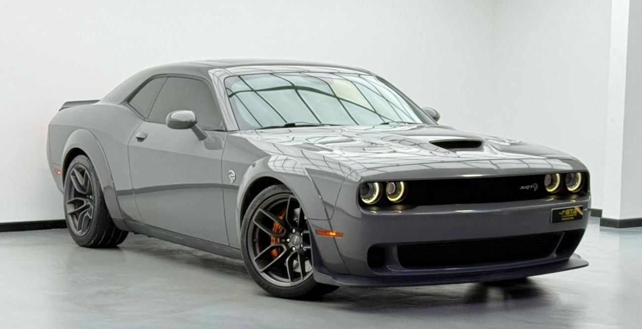 Dodge Challenger SRT Hellcat 6.2L (707 HP) 2018 Dodge Challenger SRT Hellcat, Wide Body, 1 Year Unlimited Km Warranty