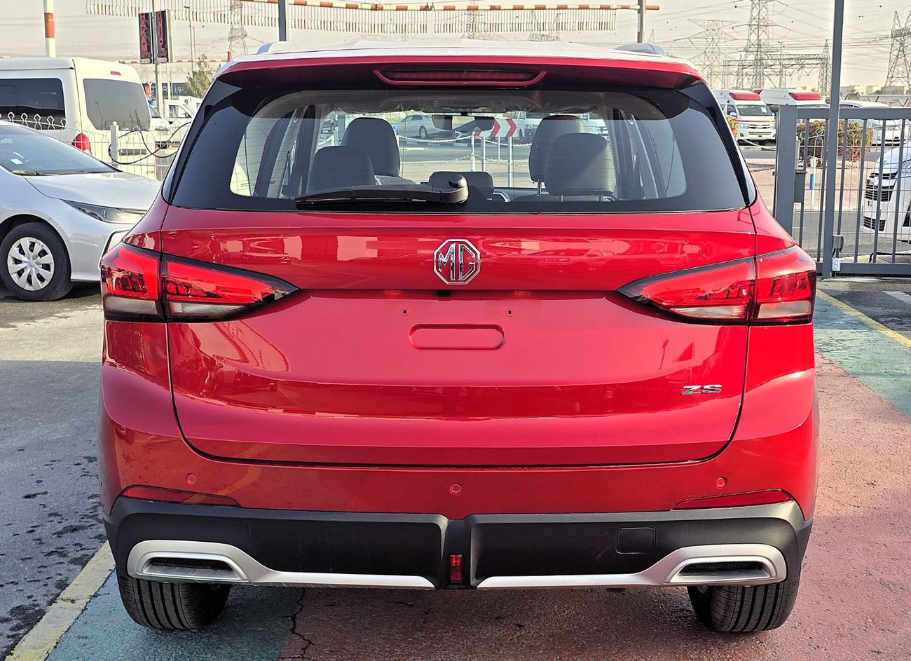 أم جي ZS Mg Zs Comf 1.5l A/T SUV FWD Leather seats Red Color 2026