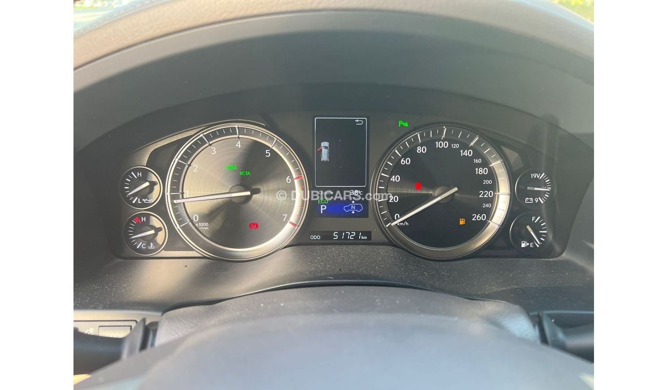 Lexus LX 570 || FSH || Warranty til 2024 || Original Paint || GCC || Pristine Condition