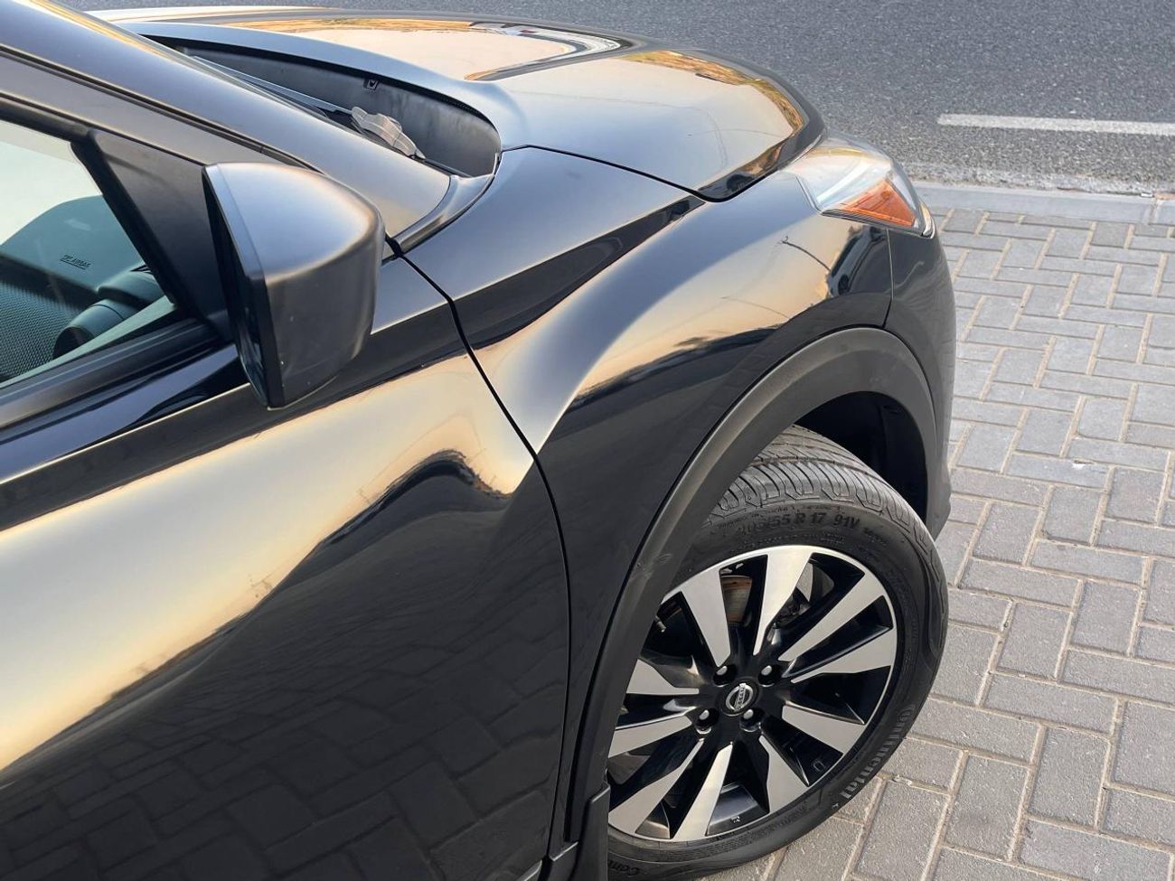 نيسان كيكس SV / 1.6 لتر V4 / رادار / مساعدة على الطريق / جنوط / شاشة كبيرة / في حالة ممتازة