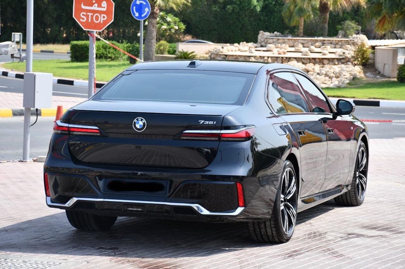 BMW 735 BMW 735i M KIT 2024 GCC FULL