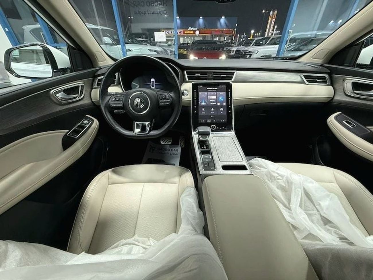 MG RX5 1.5T LUX White