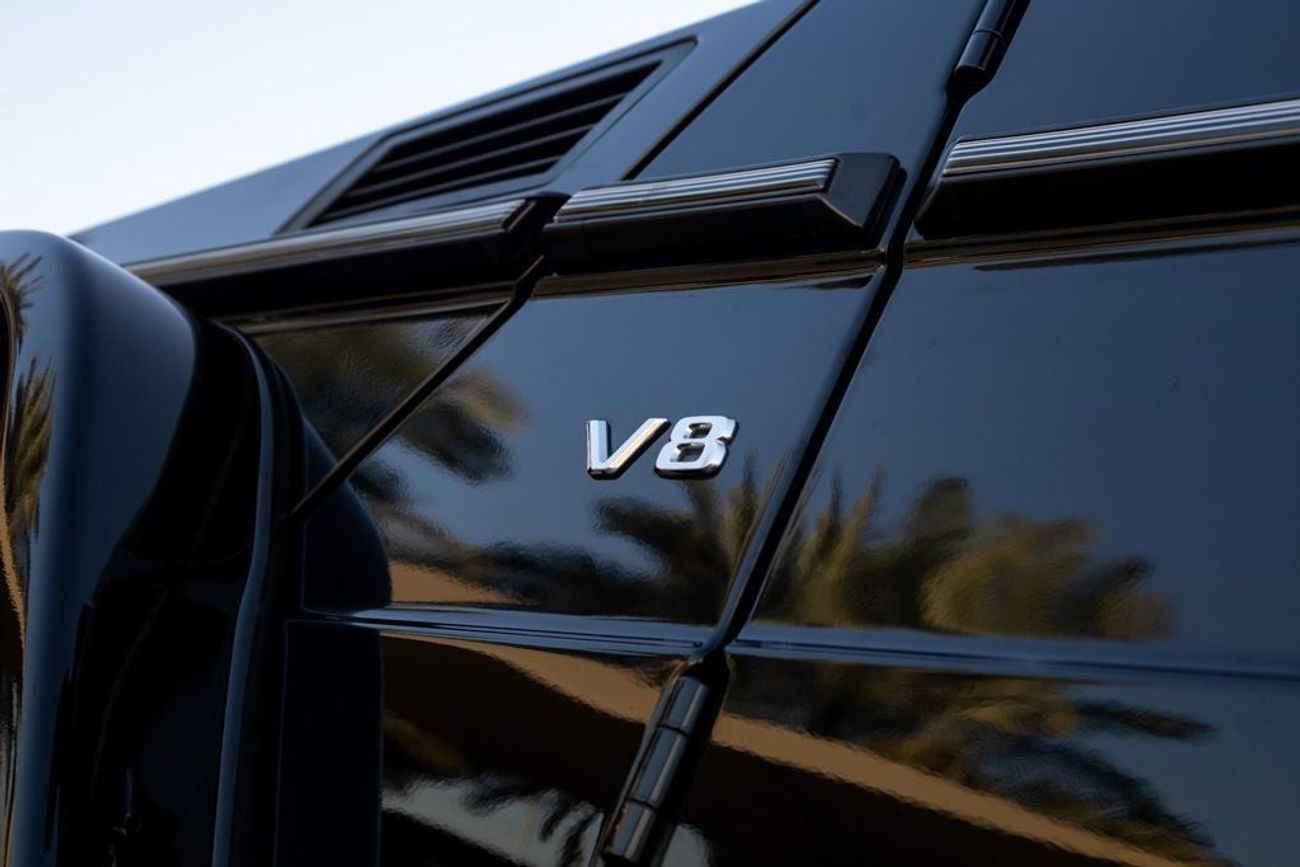 Mercedes-Benz G 500 4X4 4.0L Mercedes-Benz G500 2017 GCC under Warranty with Flexible Down-Payment.