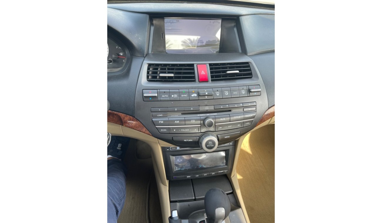 Honda Accord EX Honda Accord model 2012GCC   Cruise Cruise control  Very Very good condition