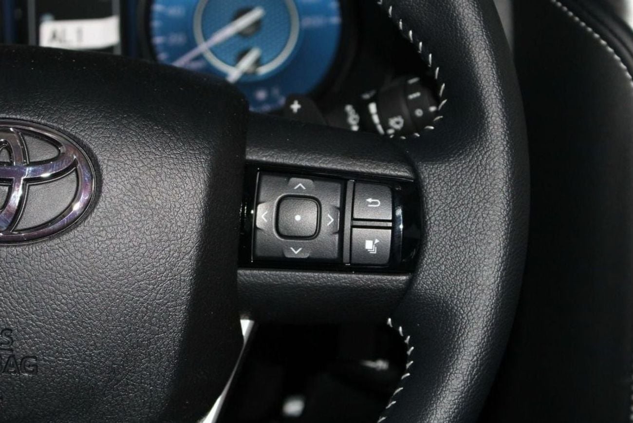 تويوتا فورتونر EXR GX2 4X4 Diesel 2.4L