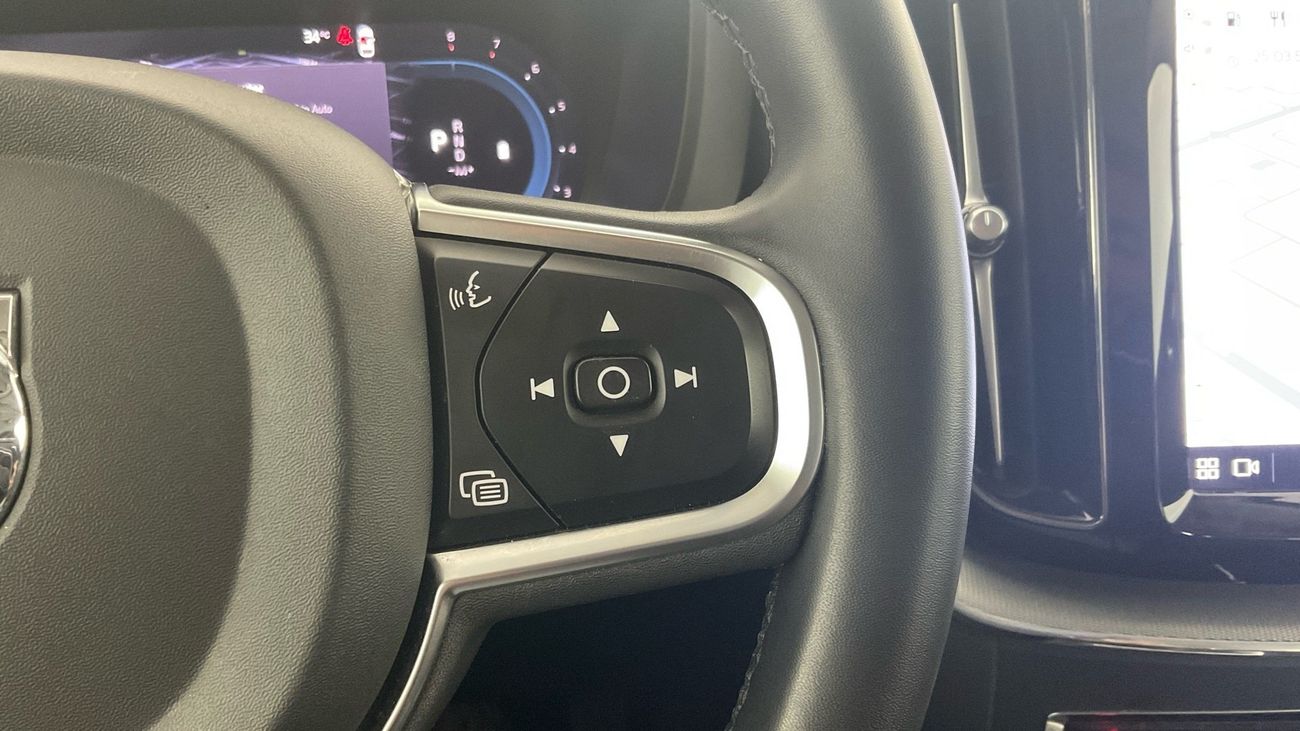 Volvo XC60 B5 Core | upto AED 20,000 Ramadan Discount | Guaranteed Warranty | 0 Down Payment