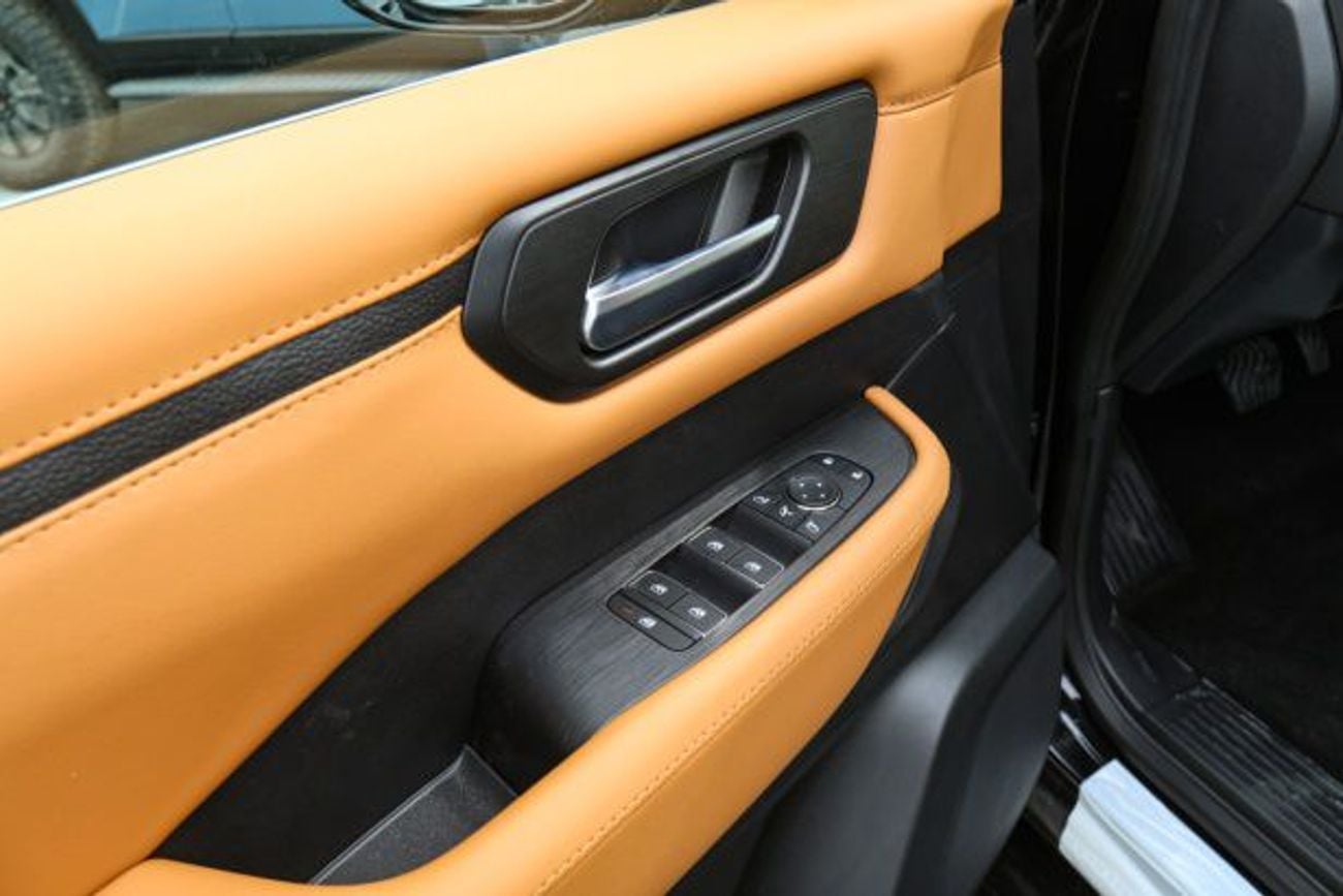 نيسان باترول 3.8L PTR SE WITH PANORAMA AND LCD FOR LOCAL WITH WARRANTY