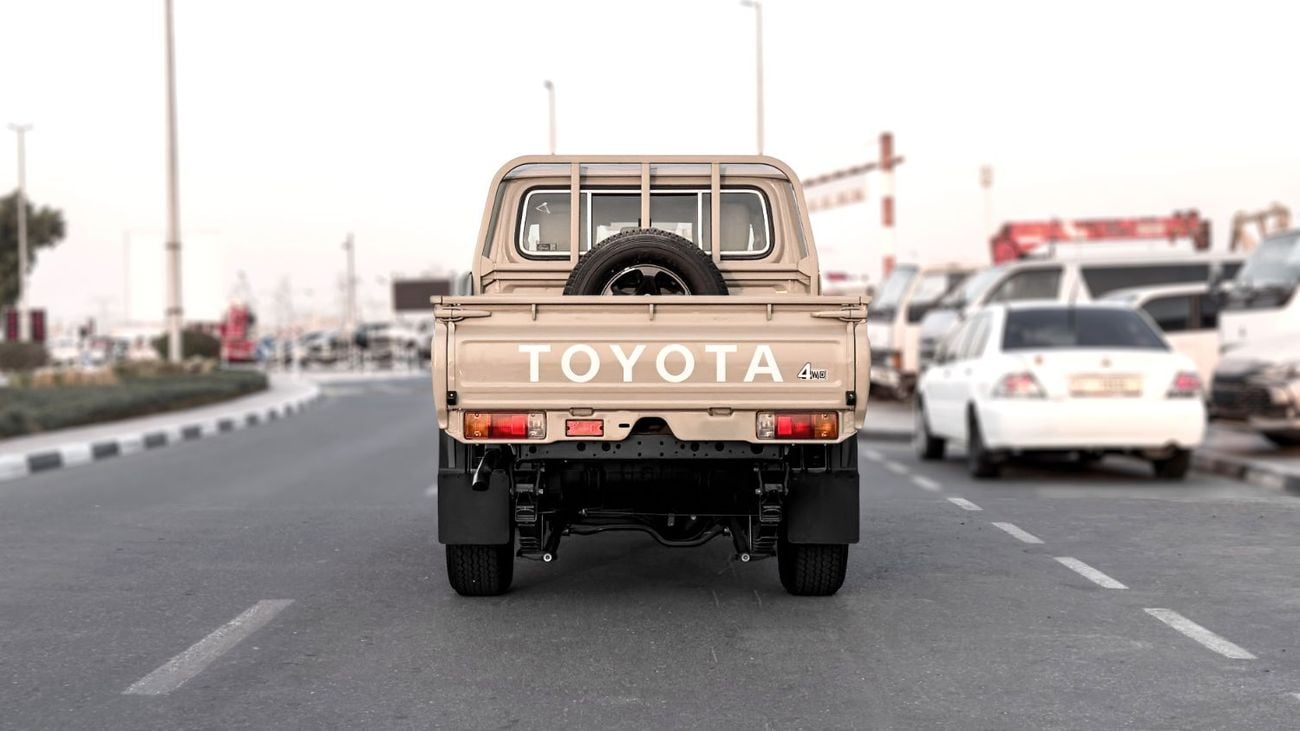 Toyota Land Cruiser 70 LC79 LX 2026 Toyota Land Cruiser LC79 DC 2.8L MT Diesel Mid Option (Beige-Brown)