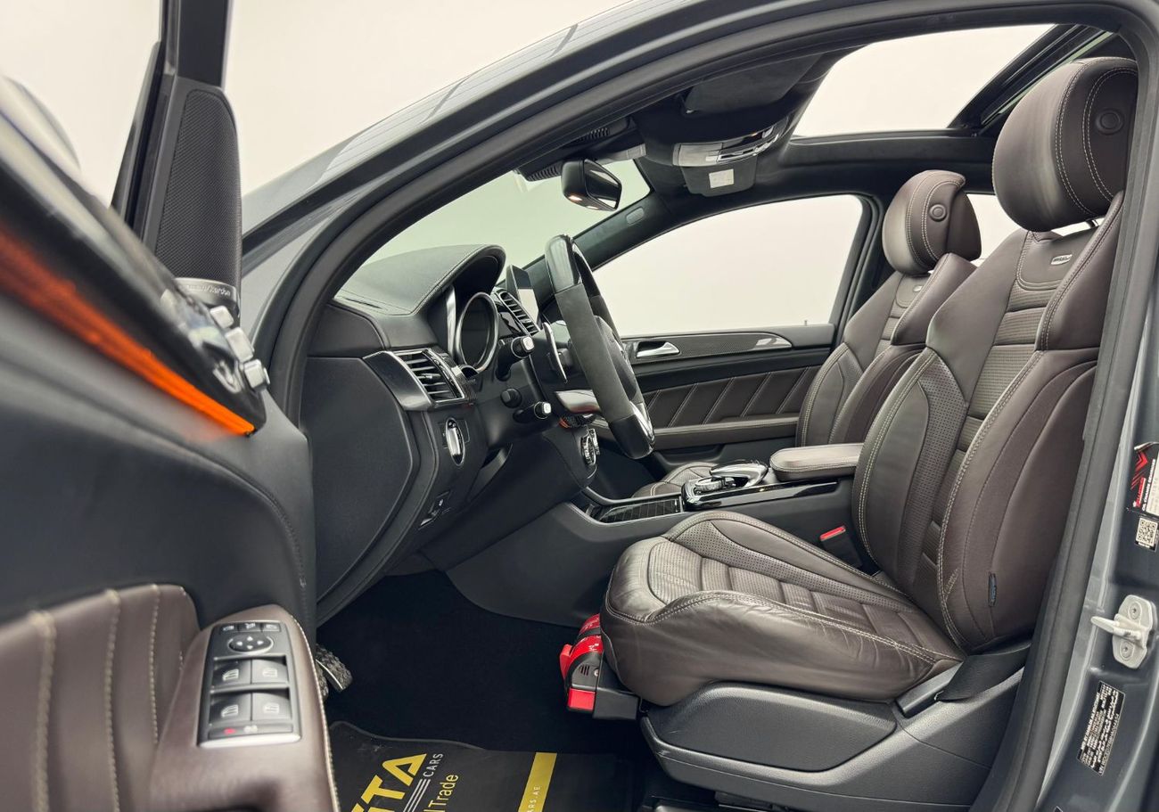 مرسيدس بنز GLE 63 S AMG كوبيه 2017 Mercedes-Benz GLE 63 S AMG Coupe, Well Loaded, Service History, GCC