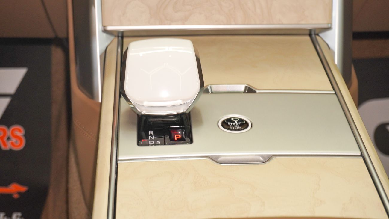 Land Rover Range Rover SV