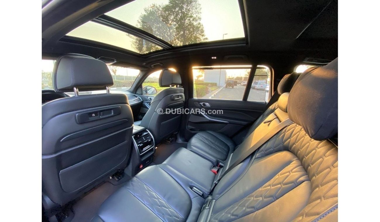 BMW X7 40i Pure Excellence GCC SPEC NEAT AND S`CLEAN