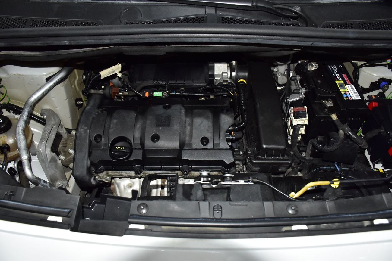 Peugeot Partner EXCELLENT DEAL for our Peugeot Partner ( 2022 Model ) in White Color GCC Specs