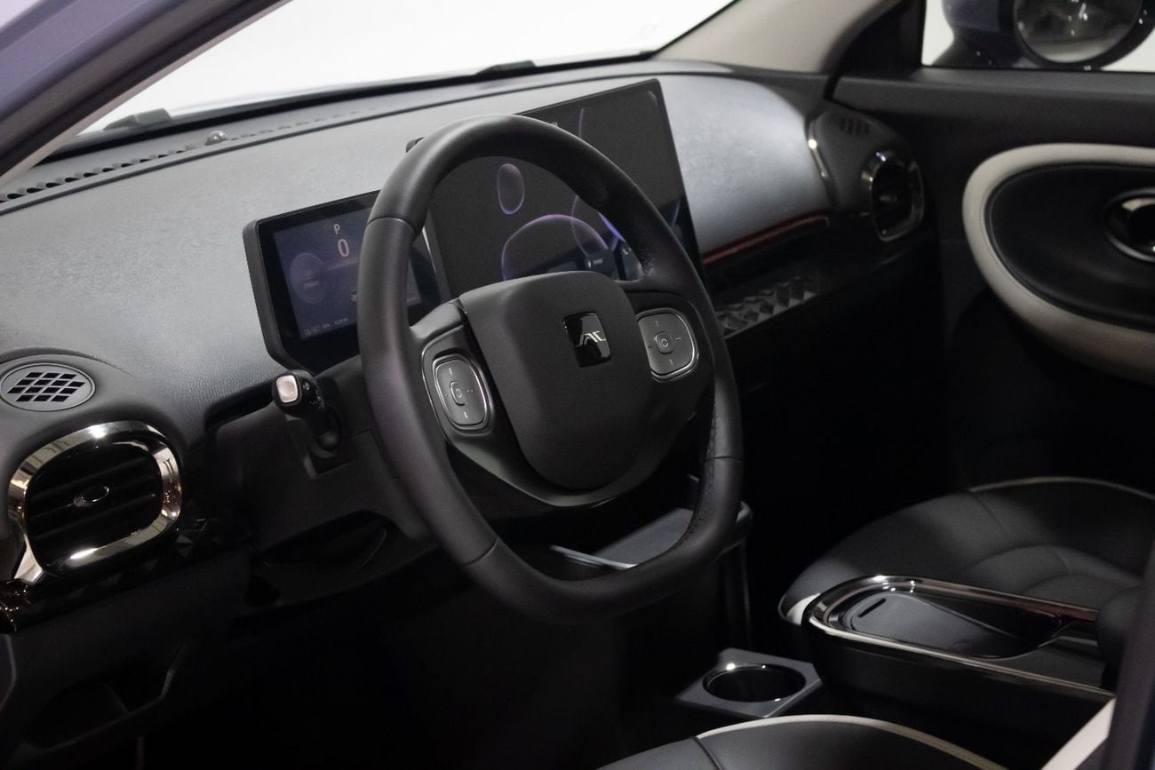 جاك E30X Flagship