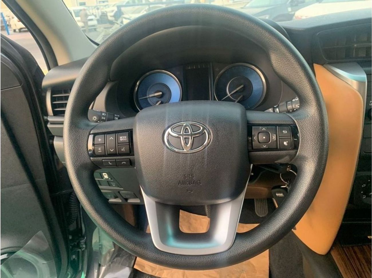Toyota Fortuner EXR 2.7L (160 HP)