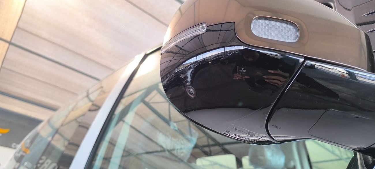 Hyundai Staria 3.5L Luxury (7 Seater)