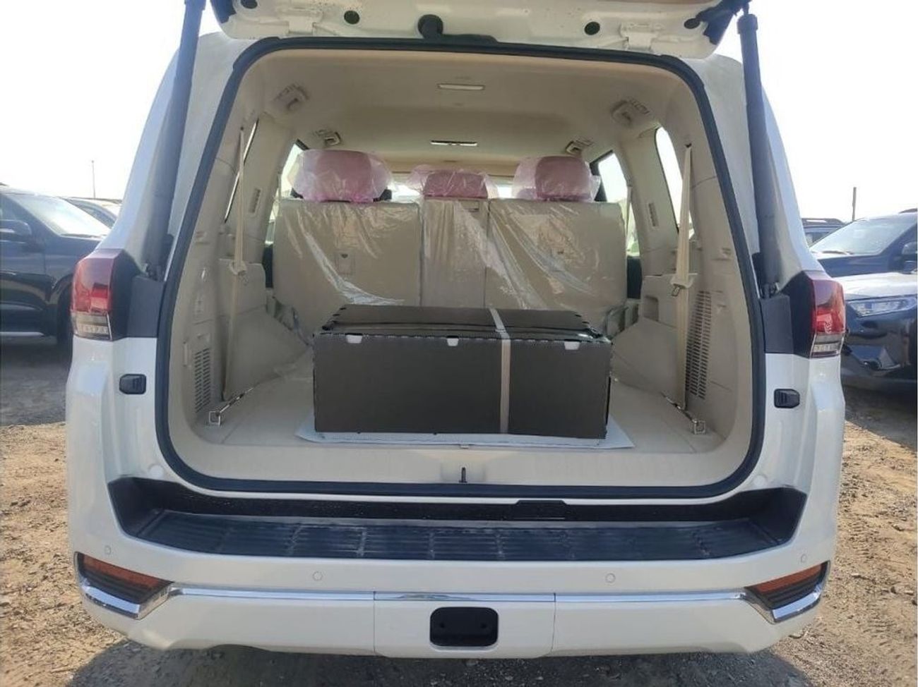 Toyota Land Cruiser LAND CRUISER VX-R DIESEL 3.3L AUTOMATIC | 0 KM | 03 YEARS WARRANTY I 2025 MY