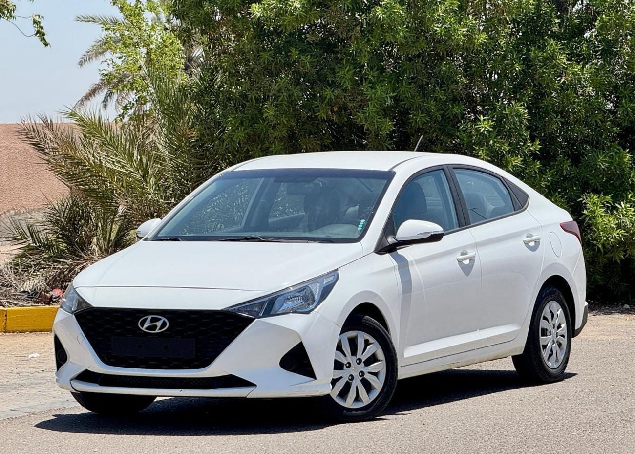 Hyundai Accent SMART PLUS Comfort+ 1.5L 530-Monthly l GCC l Cruise, Camera, GPS l Accident Free