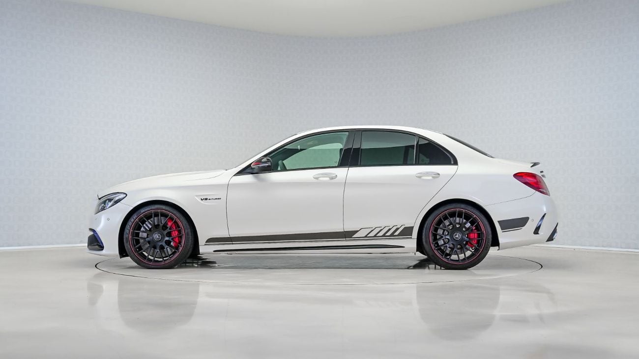 Mercedes Benz C63 AMG S