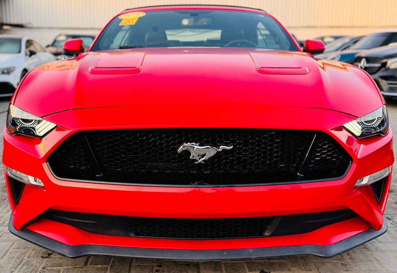 Ford Mustang GT Premium 5.0L V8