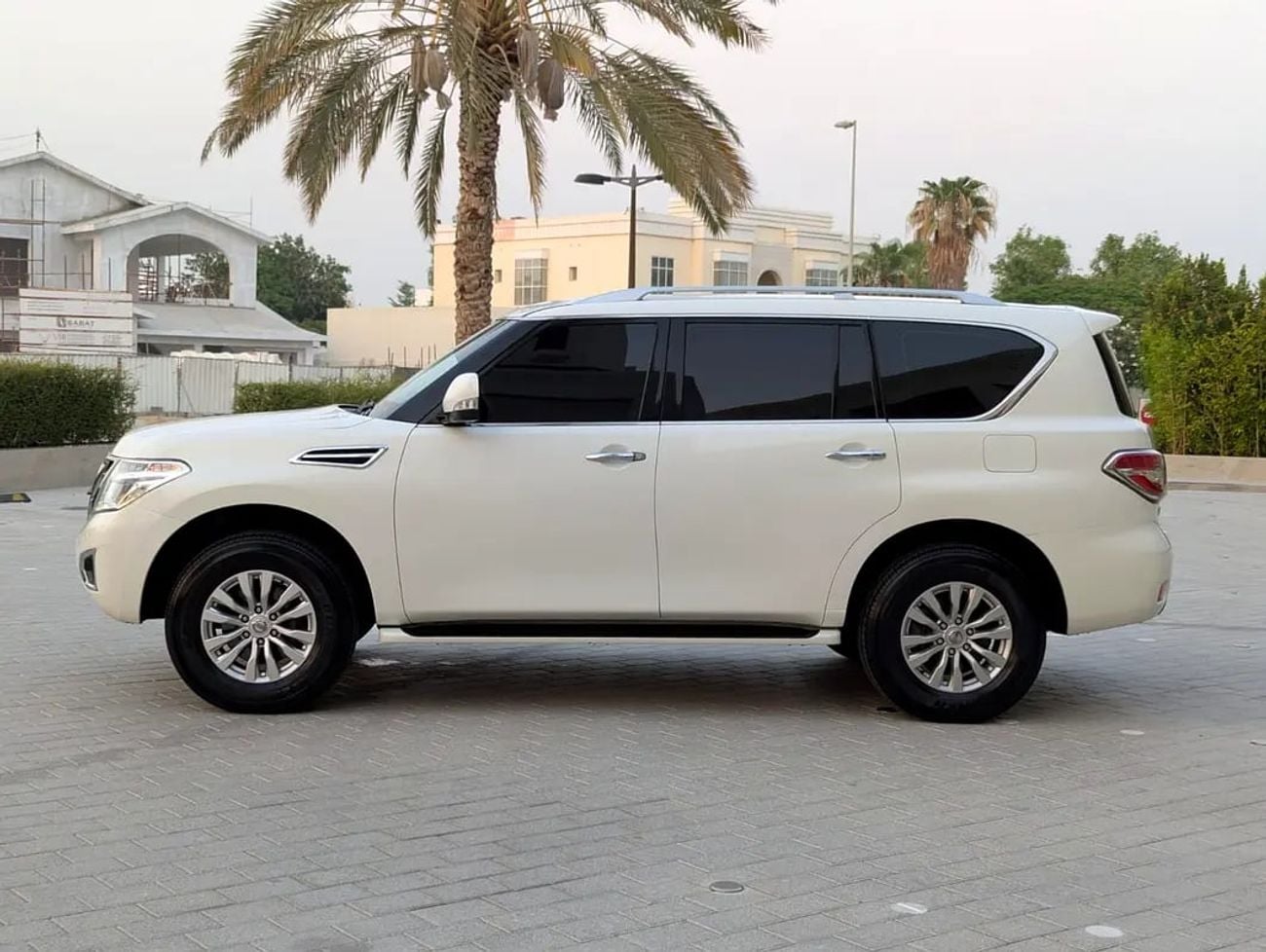 Nissan Patrol SE V6 4.0L GCC Specs Accident Free In Excellent Condition