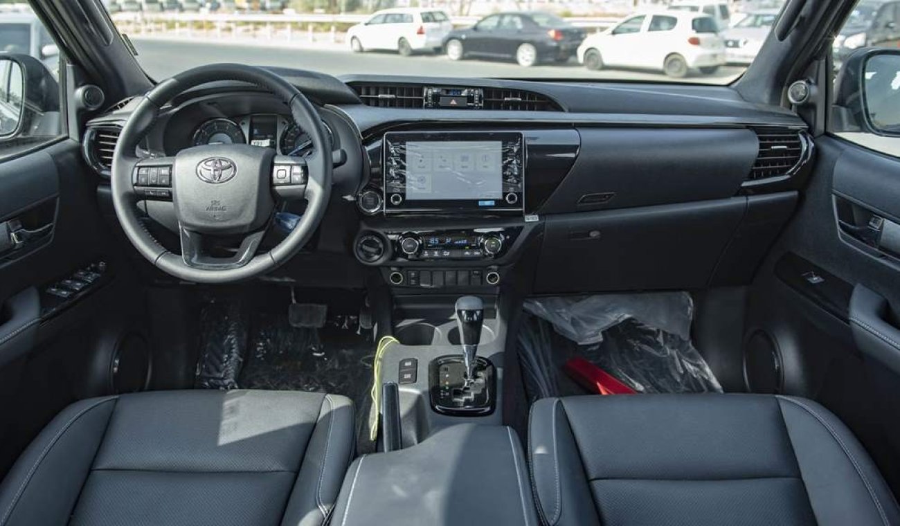 Toyota Hilux ADVENTURE 2.8D MY 2022 – Bronze