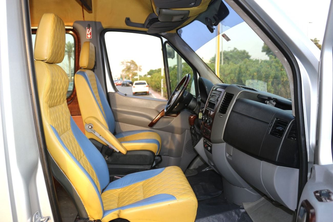 مرسيدس بنز سبرينتر MERCEDES SPRINTER 2009 AUTOMATIC PETROL 18 SEATS