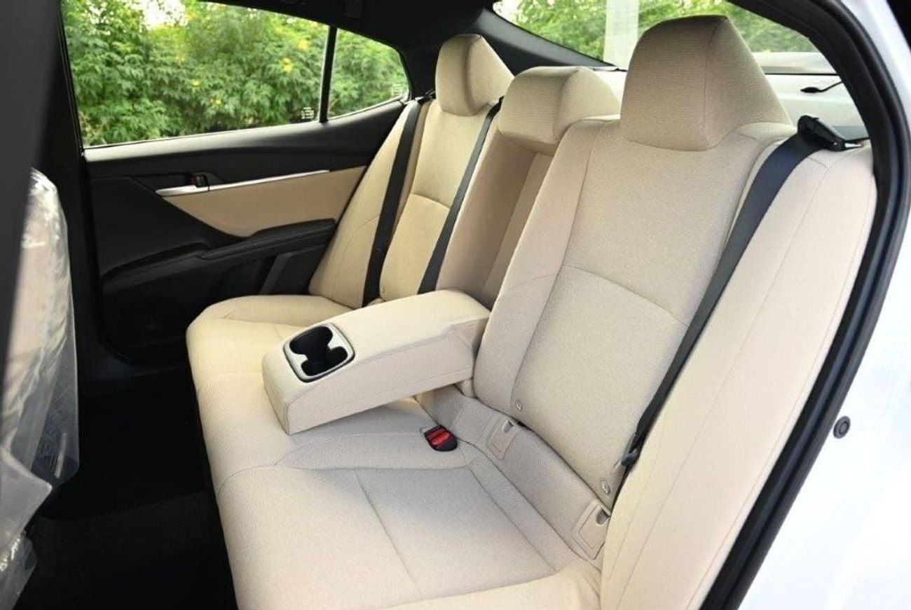 Toyota Camry 2025 TOYOTA CAMRY LE HYBRID 2.5L AT