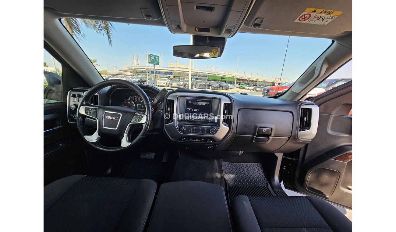 GMC Sierra 1500 SLE GMC SIERRA SLE 2018 GCC SINGLE OWNER WITH FULL LIFT KIT