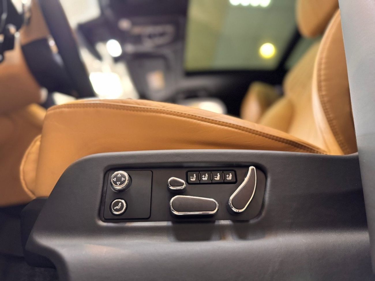بنتلي بينتايجا  Bentayga 4.0T
