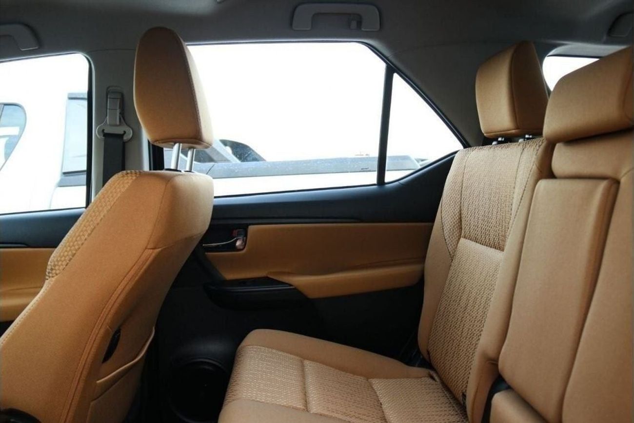 Toyota Fortuner Fortuner 2025  2.7 L 4 Cylinder | 4WD | Key Start | BEST PRICE