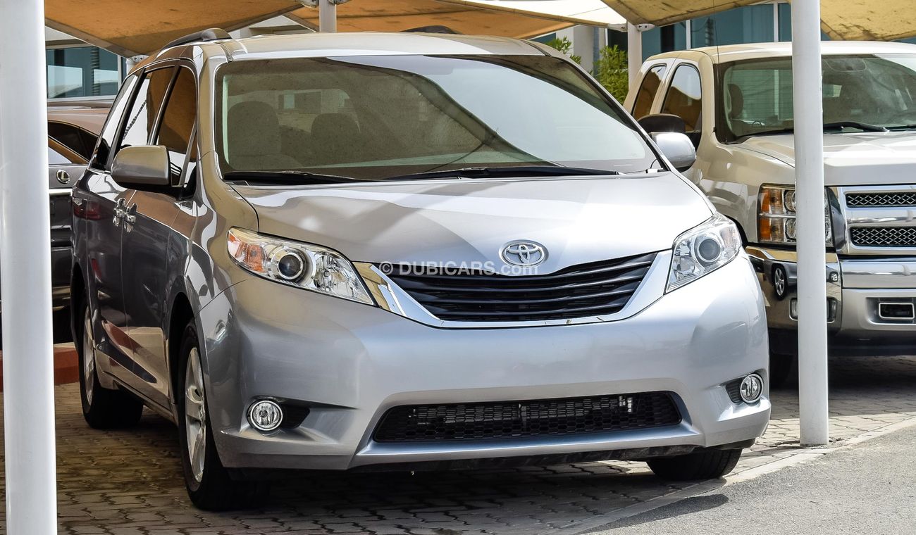 Toyota sienna dubai Toyota sienna dubai