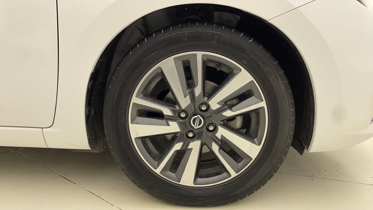 Nissan Sunny SV 1.6 | Zero Down Payment | Home Test Drive