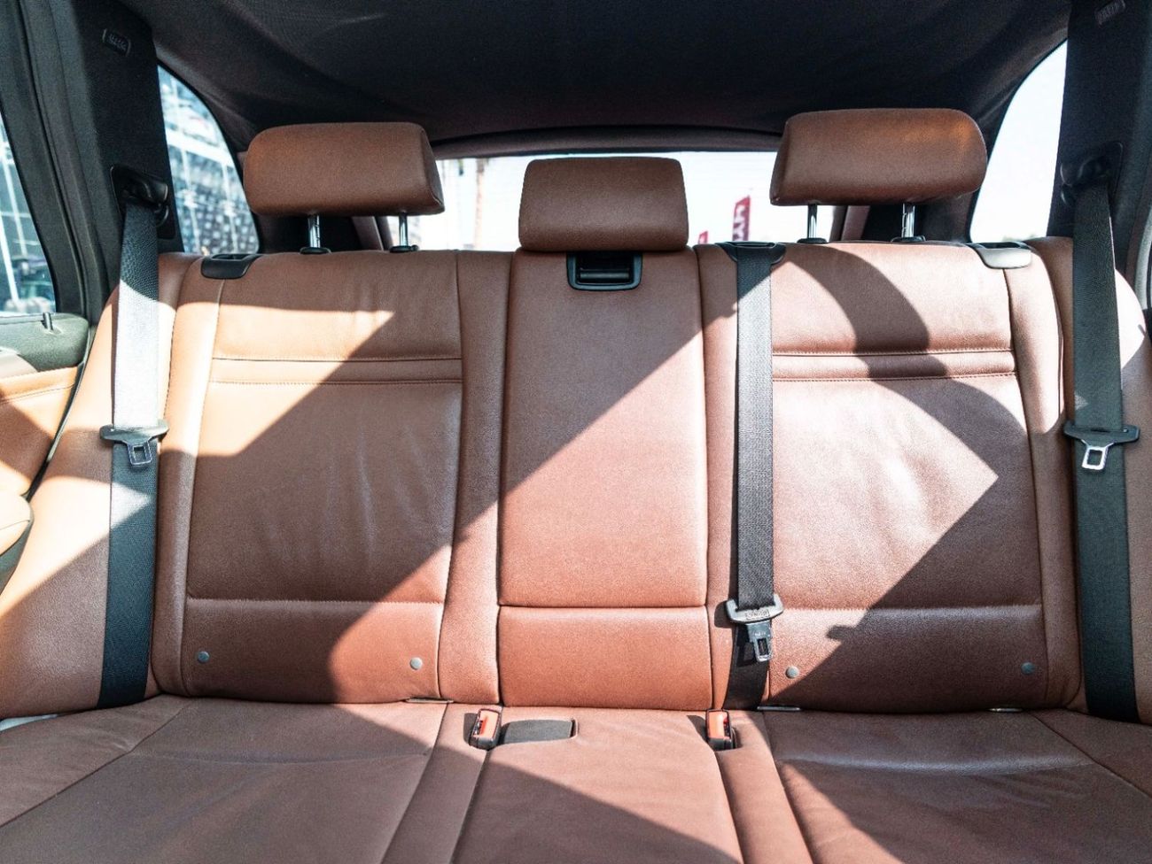 BMW X5 50i Luxury 4.4L (5 Seater)